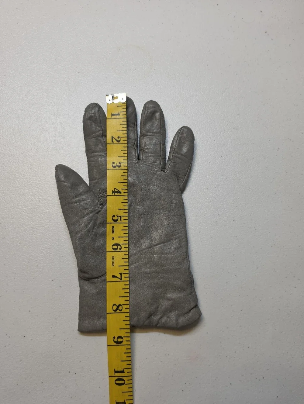 Vintage Leather Driving Gloves Gray with Black Accents And Knot Button